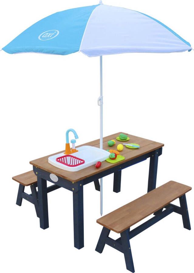 AXI Dennis Zand & Water Picknicktafel met Speelkeuken Wastafel en losse bankjes in Antraciet Bruin Met Parasol in Blauw Wit Incl. 17-delige accessoire-set